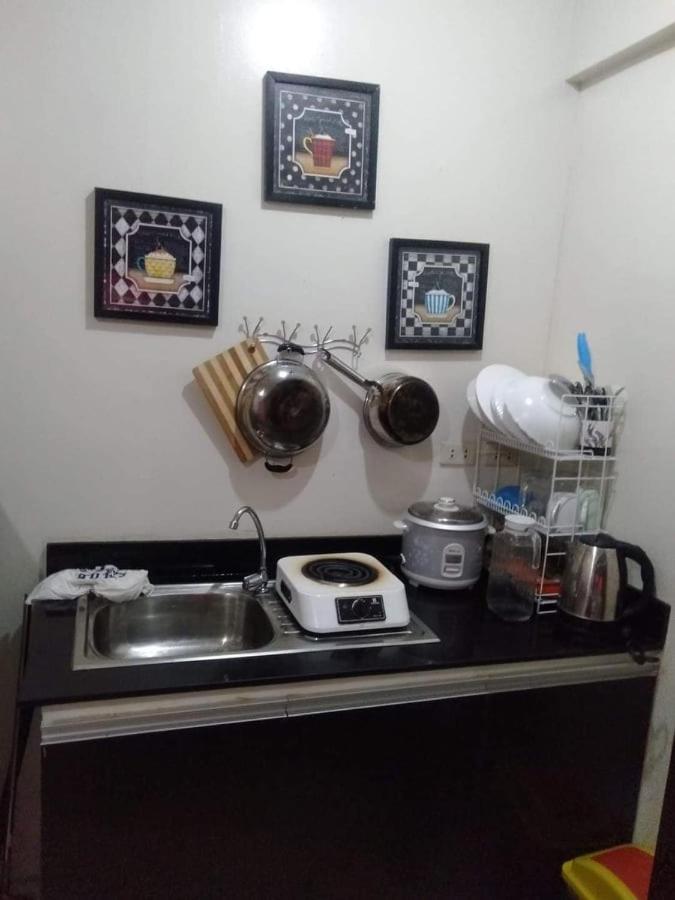Ekonumi Rooms At Moonwalk Paranaque Paranaque City エクステリア 写真