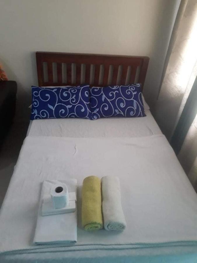 Ekonumi Rooms At Moonwalk Paranaque Paranaque City エクステリア 写真