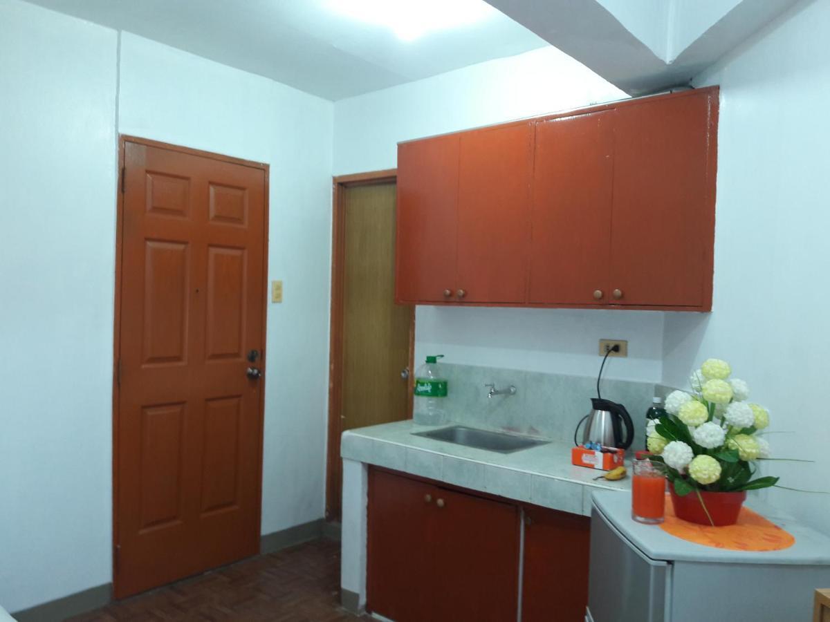 Ekonumi Rooms At Moonwalk Paranaque Paranaque City エクステリア 写真