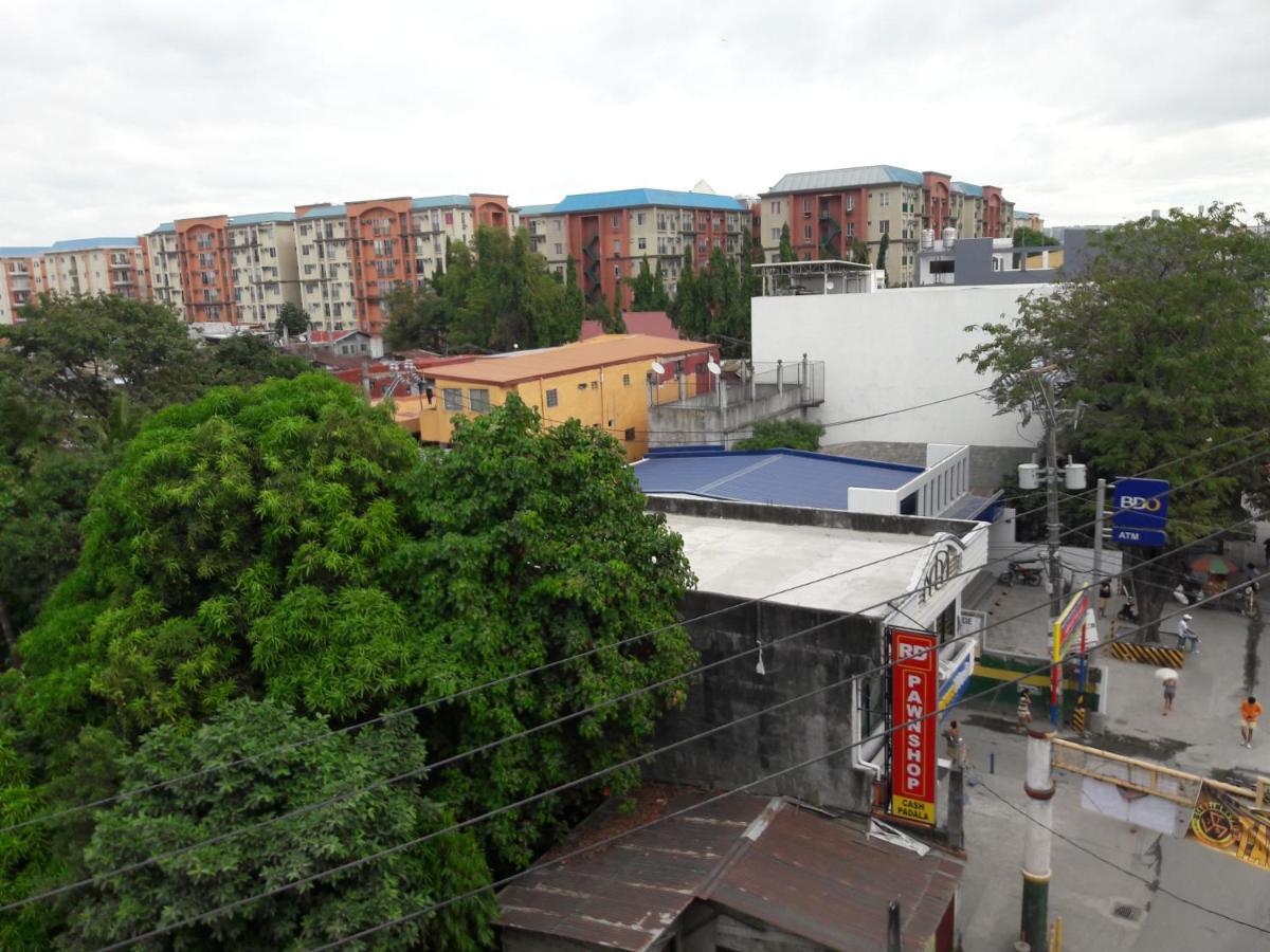 Ekonumi Rooms At Moonwalk Paranaque Paranaque City エクステリア 写真